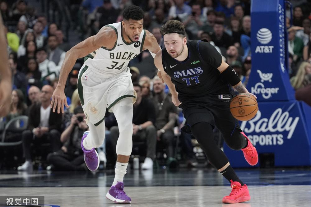 场上博得了 场上博得了