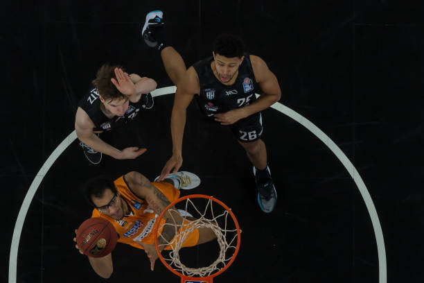 仅仅是一场 仅仅是一场