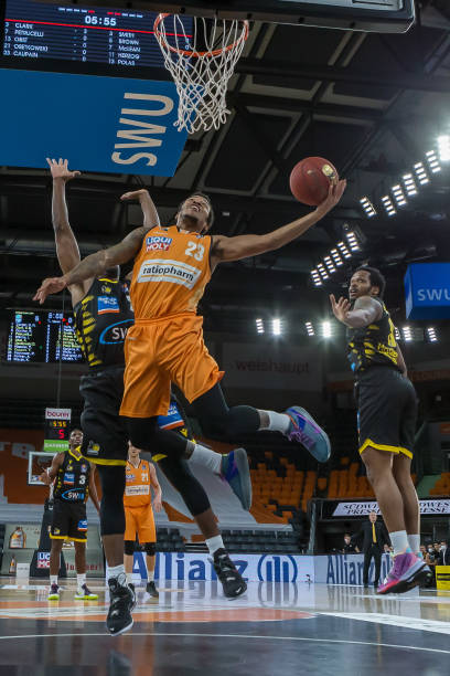 为核心的中 为核心的中